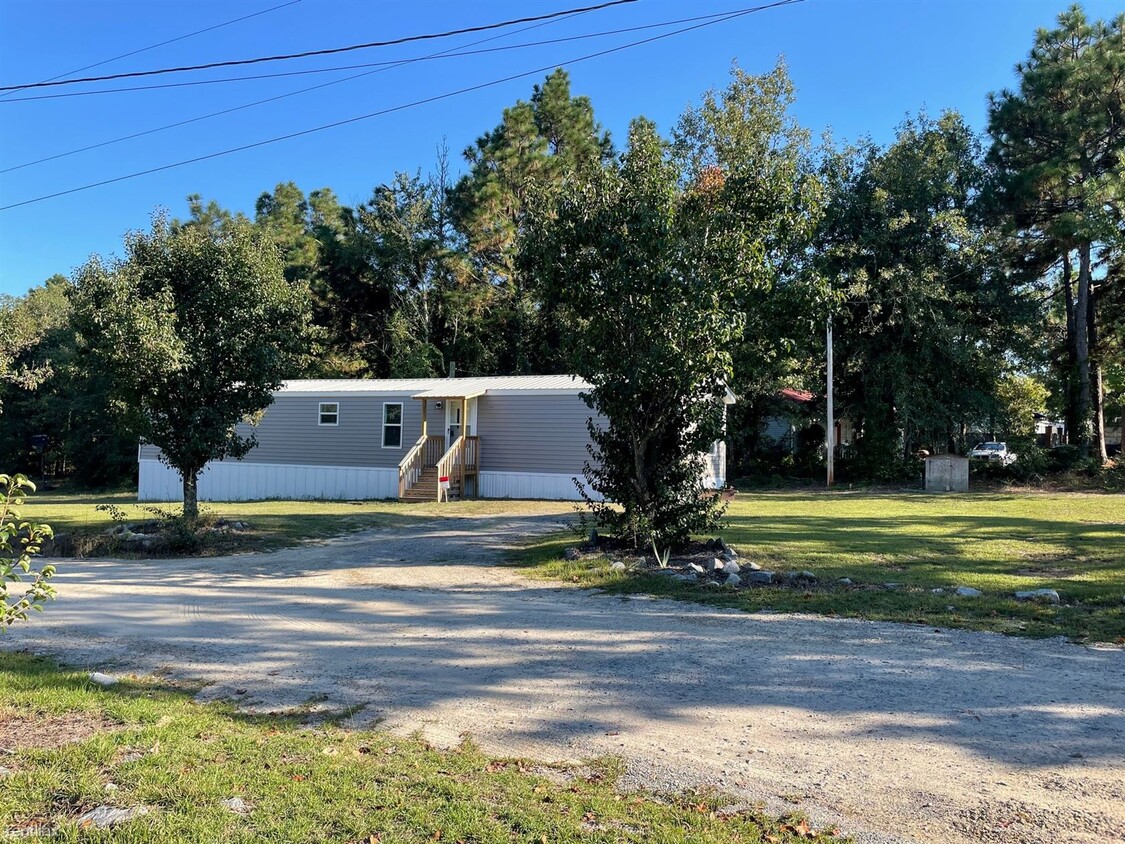 Primary Photo - 3 br, 2 bath Mobile Home - 100 Big Valley Ln