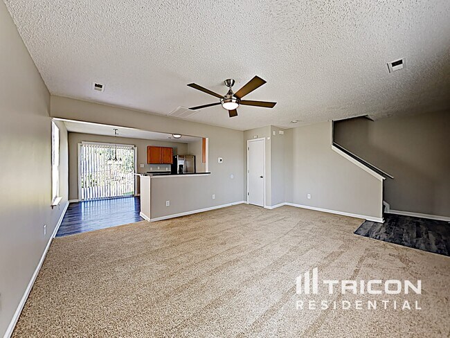 Building Photo - 9619 Aventide Ln