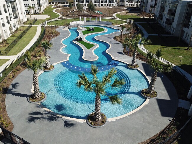 Apartamentos Domain Town Center — foto de la comunidad - Domain Town Center