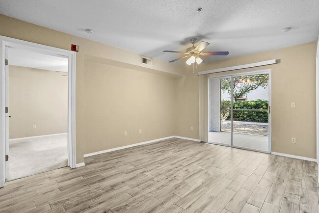 Foto del edificio - 826 Camargo Way