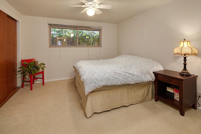 Foto del edificio - 742 N 85th St