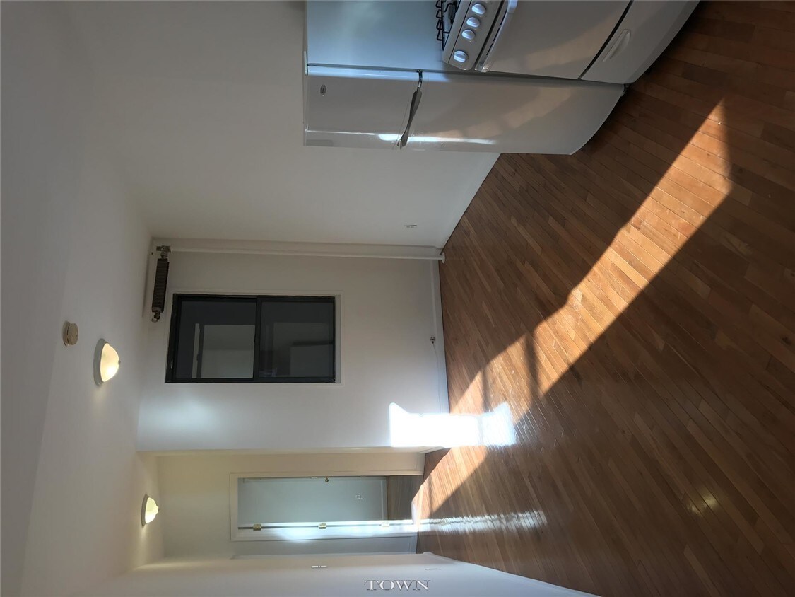Foto del edificio - 205 8th Ave