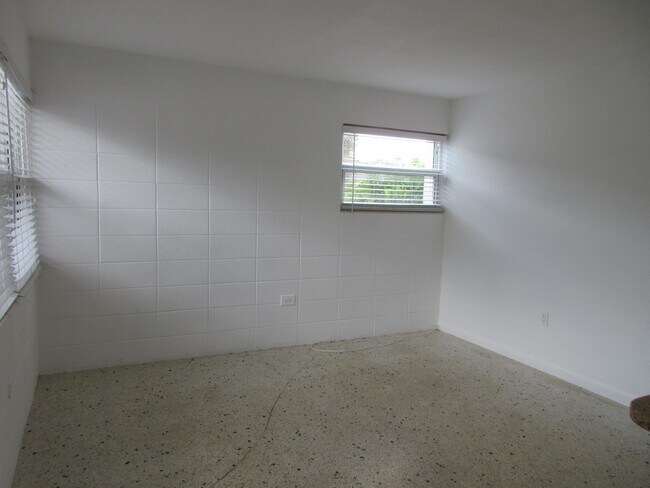 Foto del edificio - 1238 17th Ave N