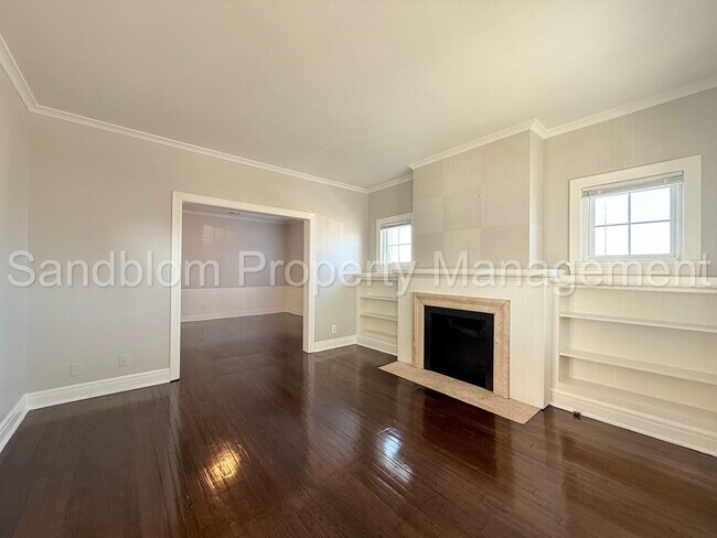 Building Photo - For Lease | Route 66 | Available Now!