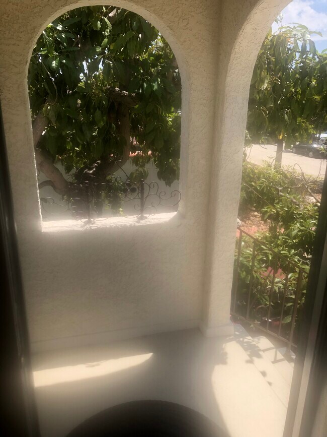 Foto del edificio - 3522 Lemon Ave