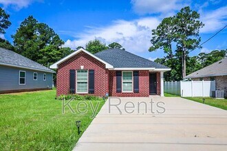 Building Photo - 1285 Mills Ave