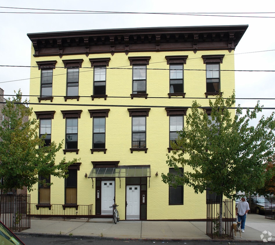 Building Photo - 88 SOUTH St