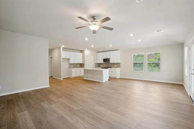 Building Photo - 936 Linden Ct