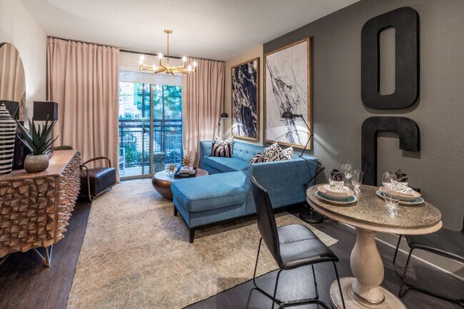 Foto del interior - LTD West Commerce