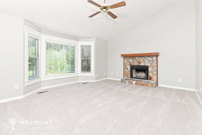 Building Photo - 4 Bedroom Home with Finished Basement