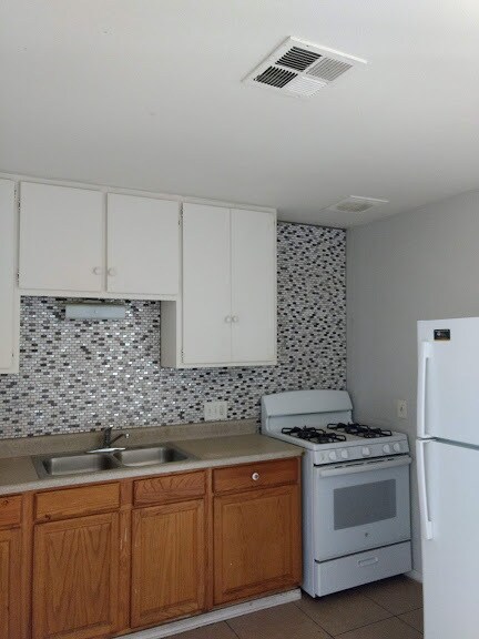 Foto del edificio - 2213 W Adams Ave #2