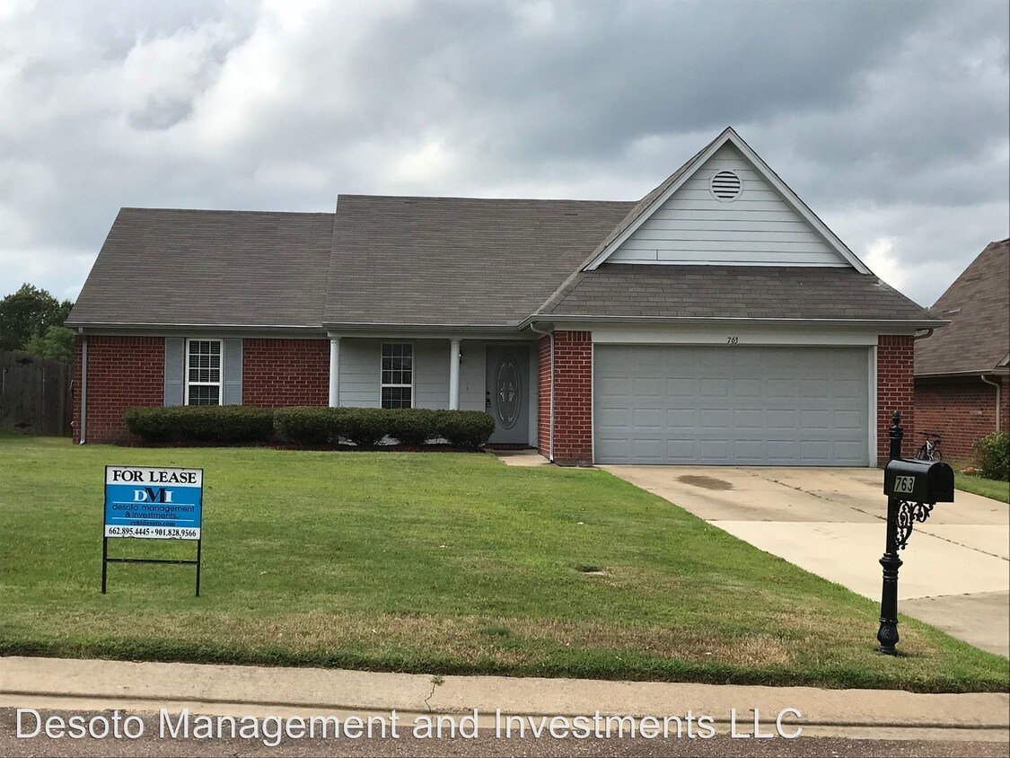 Primary Photo - 763 Northwood Hills Dr
