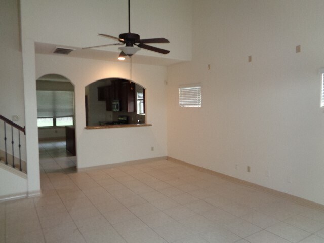 Foto del edificio - 10205 Wood Fern Ct