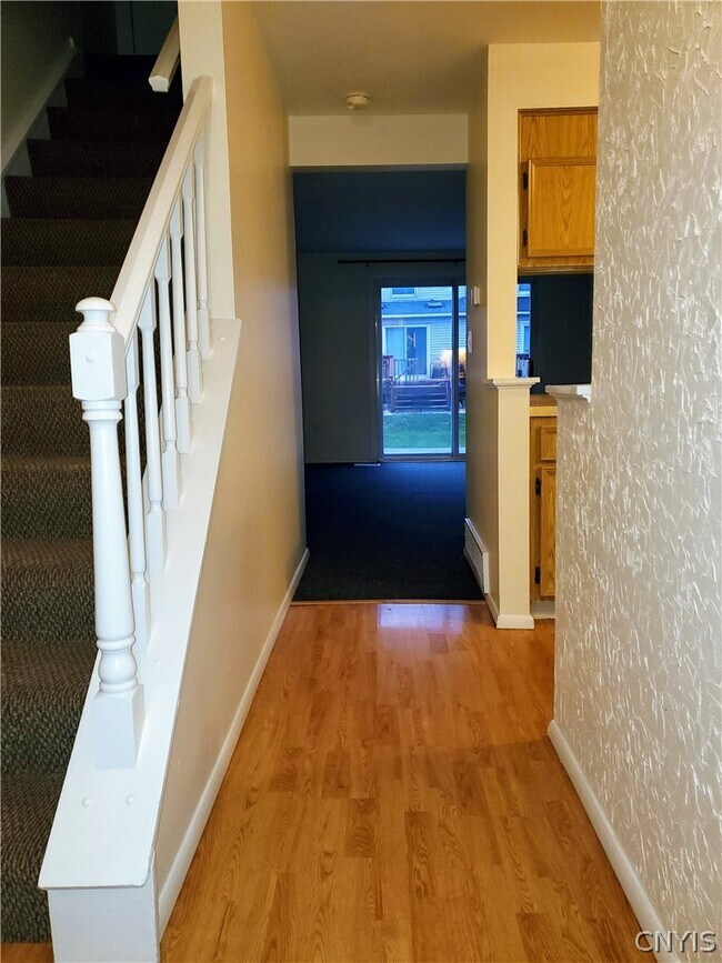 Foto del edificio - 8217 Trevi Ln