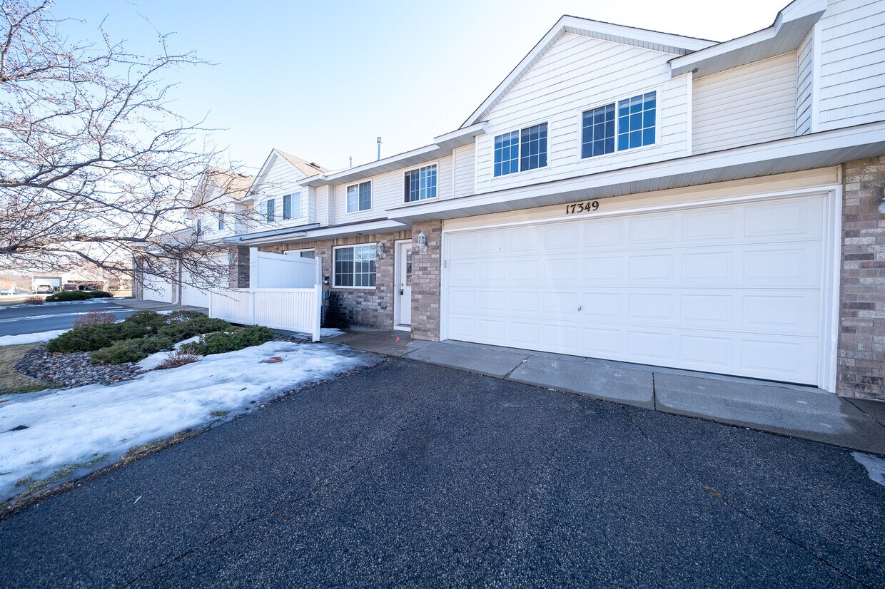 Townhomes For Rent Lakeville Mn