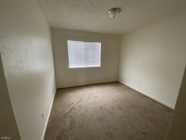 Building Photo - 3 br, 2 bath House - 848 Sherry Ct