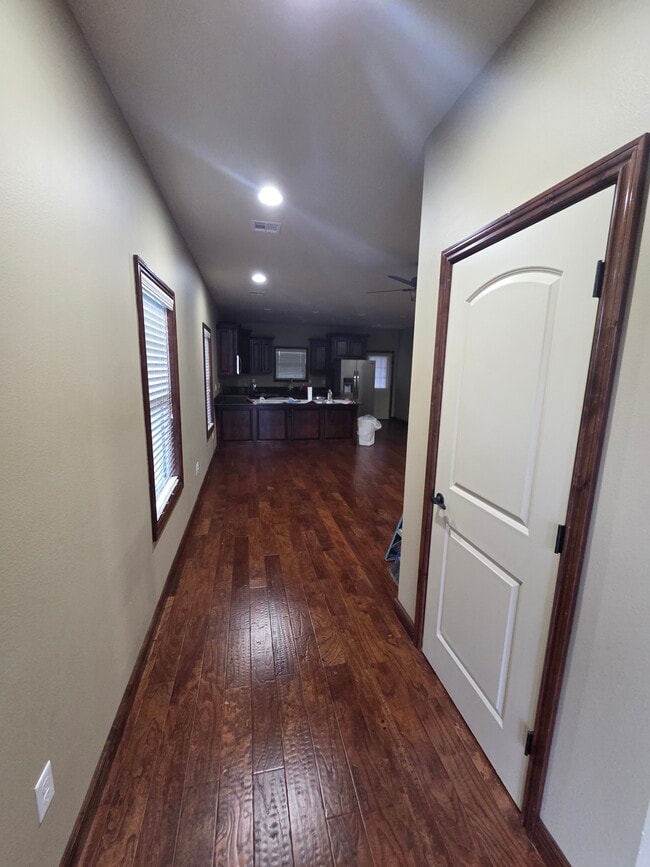 Foto del edificio - 719-713 13th St