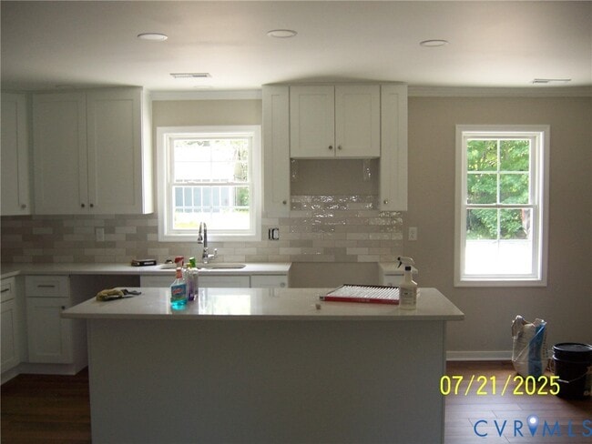 Building Photo - 1805 Liesfeld Parkway