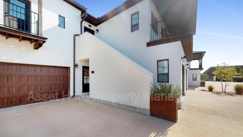 Primary Photo - 203 Brentwood Dr E