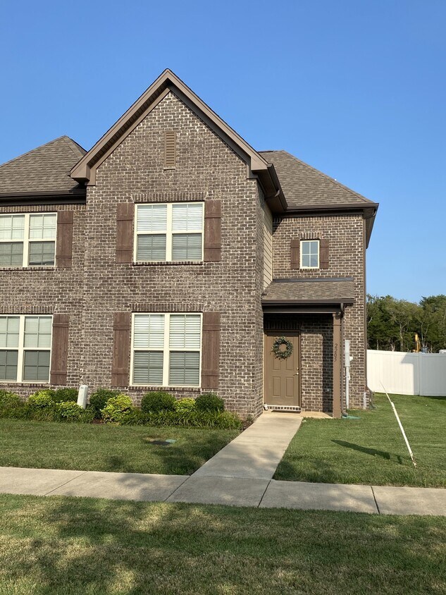 2205 Cason Ln, Murfreesboro, TN 37128 House Rental in Murfreesboro