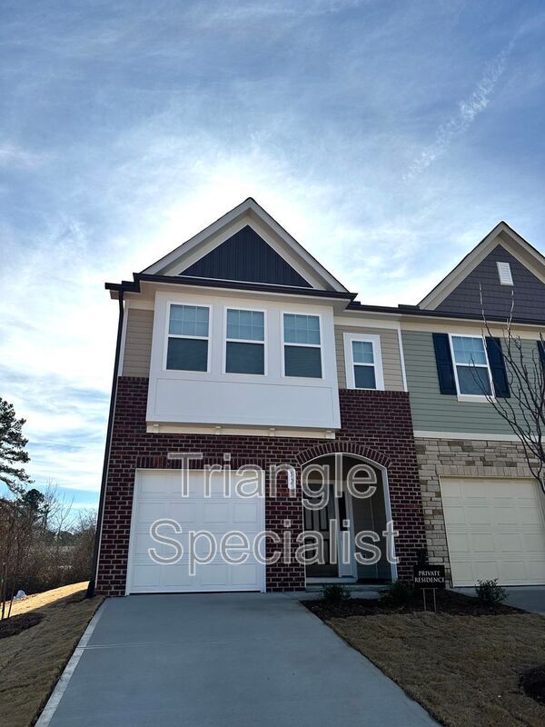 Foto del edificio - 52 Lavender Ln