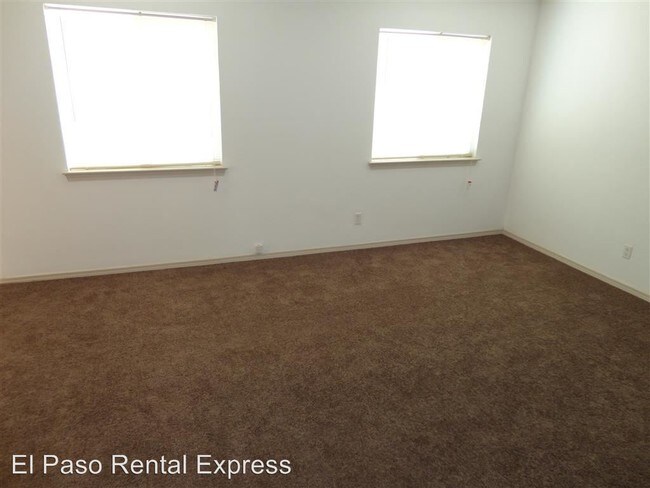 Building Photo - 12384 Tierra Cadena Dr