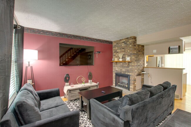 Foto del edificio - 5368 N Linwood Ave