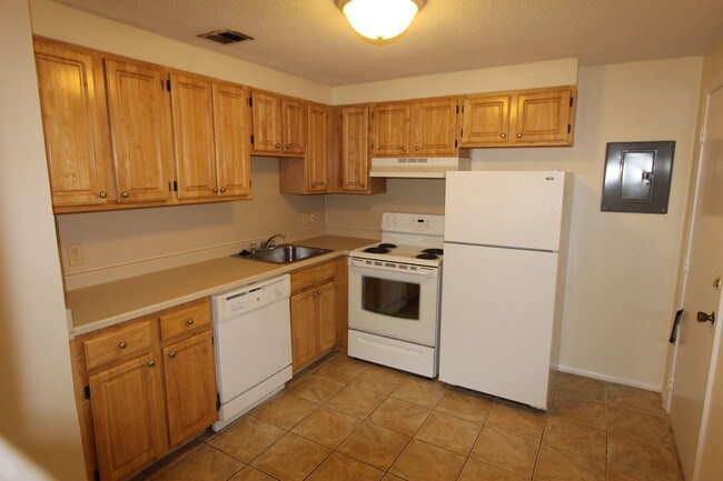 Foto del edificio - 987 Pleasant St
