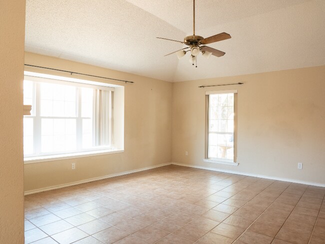 Foto del edificio - 507 Eaglecreek Dr