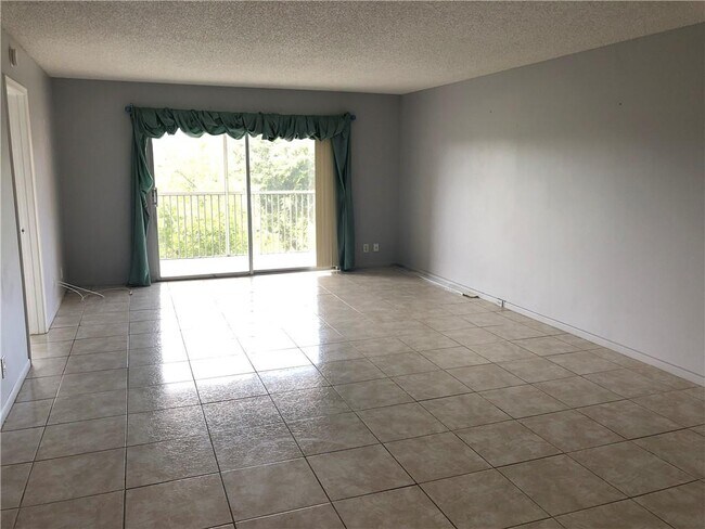 Foto del edificio - 12601 SW 13th St