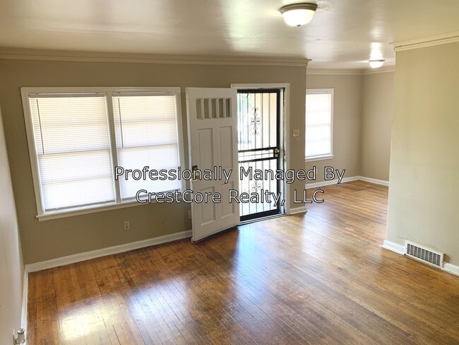 Foto del edificio - 676 N Perkins Rd