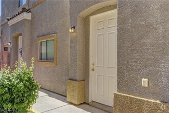 Building Photo - 6170 E Sahara Ave