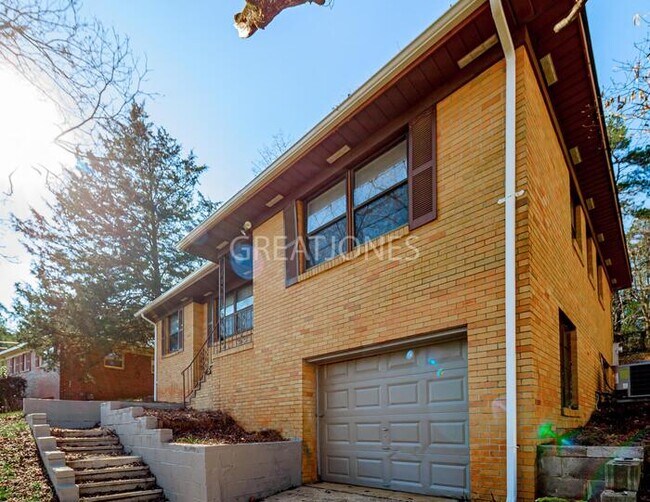 Foto del edificio - 5220 Duke Ave