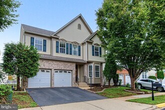 Building Photo - 14566 Collingham Pl
