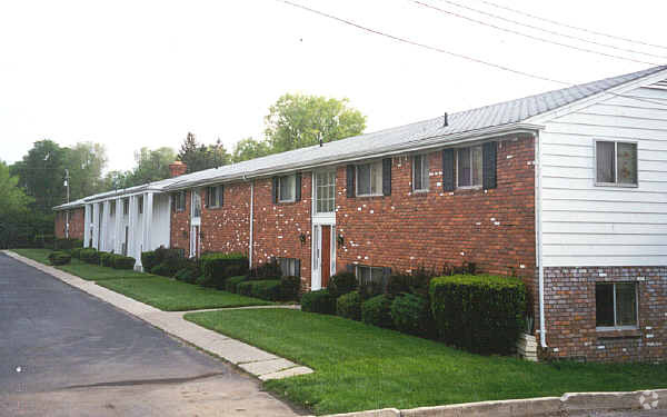Building Photo - Heritage & Crestwood Apartments