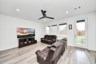 Building Photo - 21719 Flannel Bush Ln