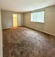 Building Photo - 1552 Helderberg Ave