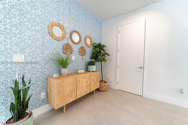 Foto del edificio - 511 SW 11th St