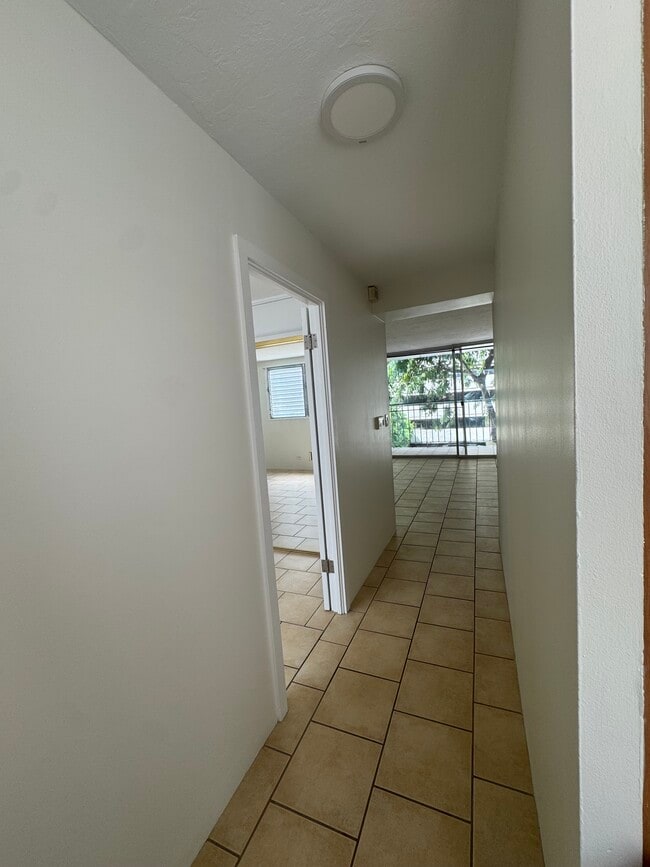 Foto del edificio - 2355 Ala Wai Blvd
