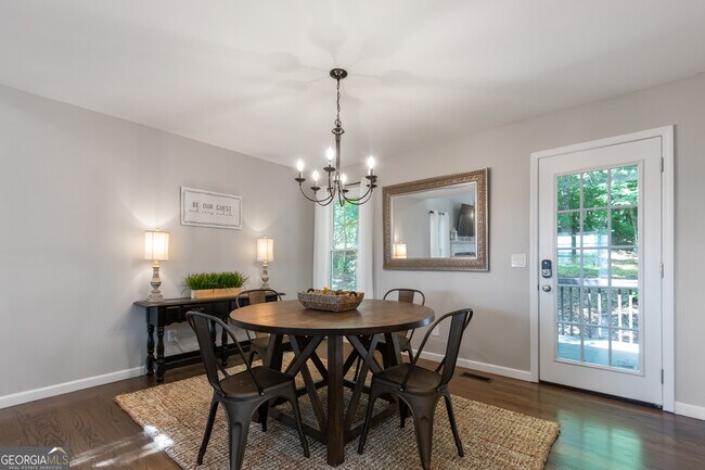 Foto del edificio - 535 Douthit Ferry Rd