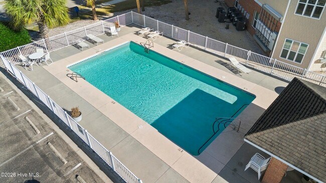 Foto del edificio - 625 Spencer Farlow Drive Unit 30