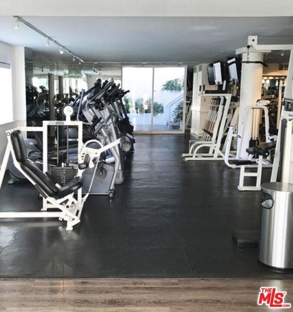 Building Photo - 1131 Alta Loma Road Apt #407, West Hollywo...