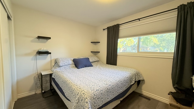 Photo du bâtiment - 849 Osgoode Dr
