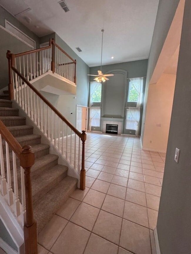 Photo - 4 Bedroom/2.5 Bathroom corner lot with large, fenced yard in a gated Oviedo community House