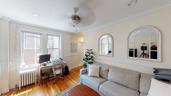 Building Photo - 33 Walbridge St