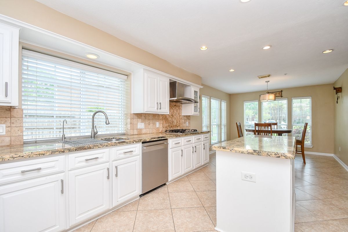 Foto principal - 11 Stretford Ct