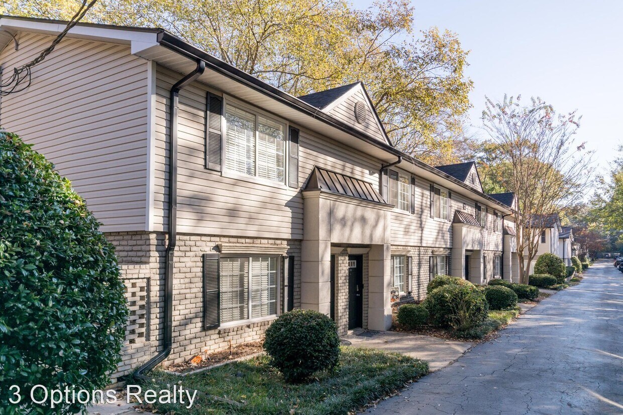 Foto principal - 2 br, 1.5 bath House - 6940 Roswell Rd, Un...