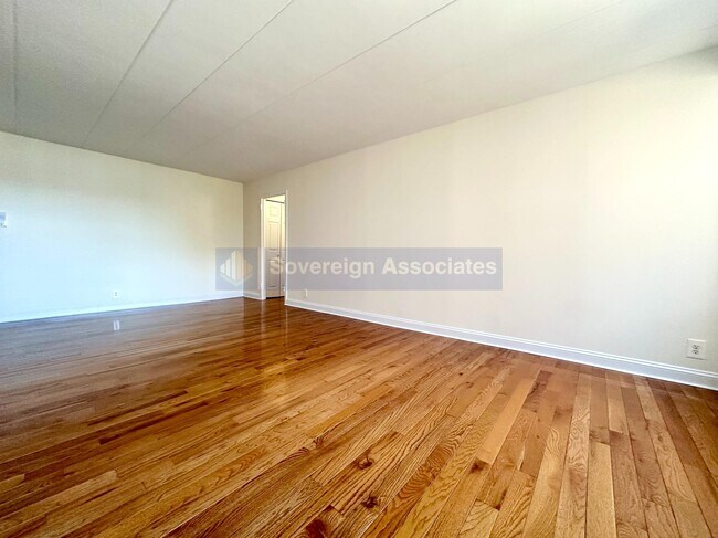 Foto del edificio - 111 North Third Ave