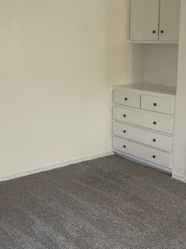 Foto del edificio - 5116 S Delaware Pl