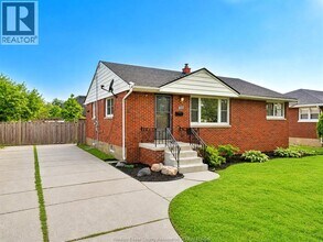 Building Photo - 3621 McKay Ave